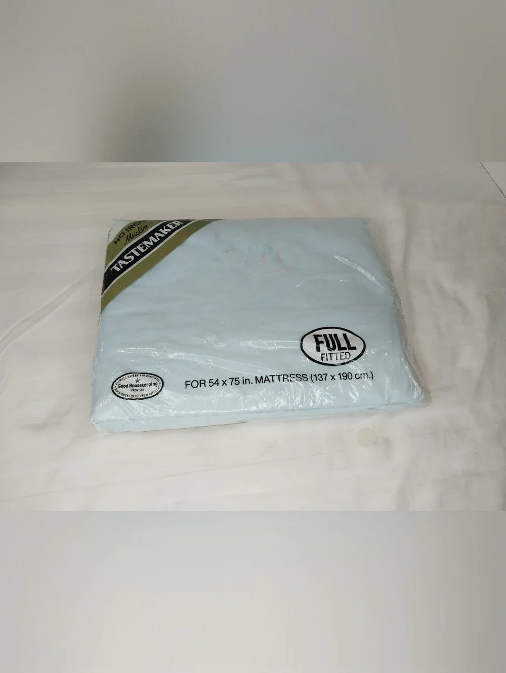 NIP Vintage Taste maker Full size Fitted Sheet light blue